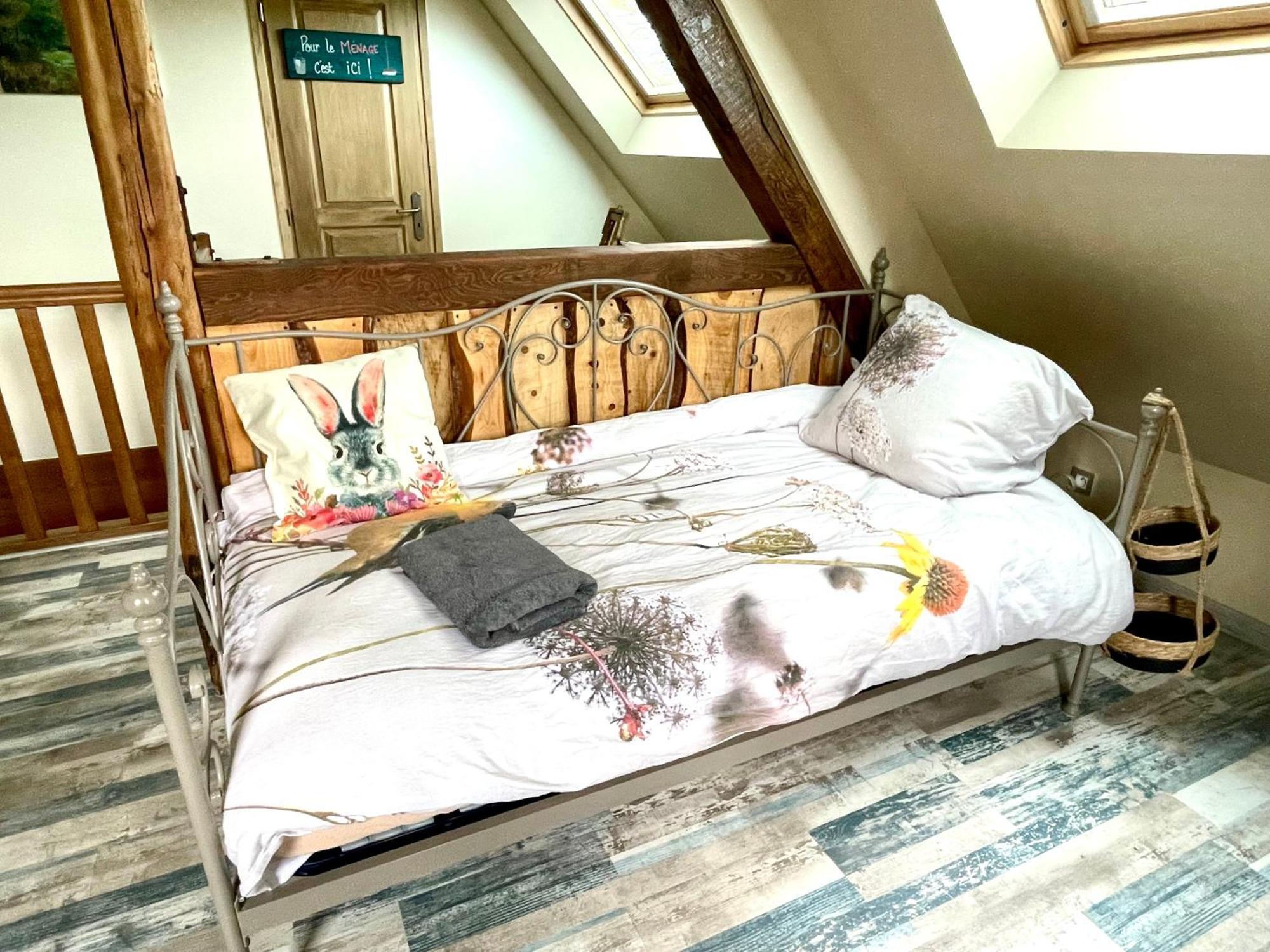 Le Clos Du Val A Loup Bénarville エクステリア 写真